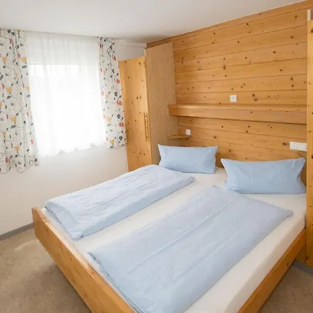Ganze In Mit Privatem Balkon Apartamento *
